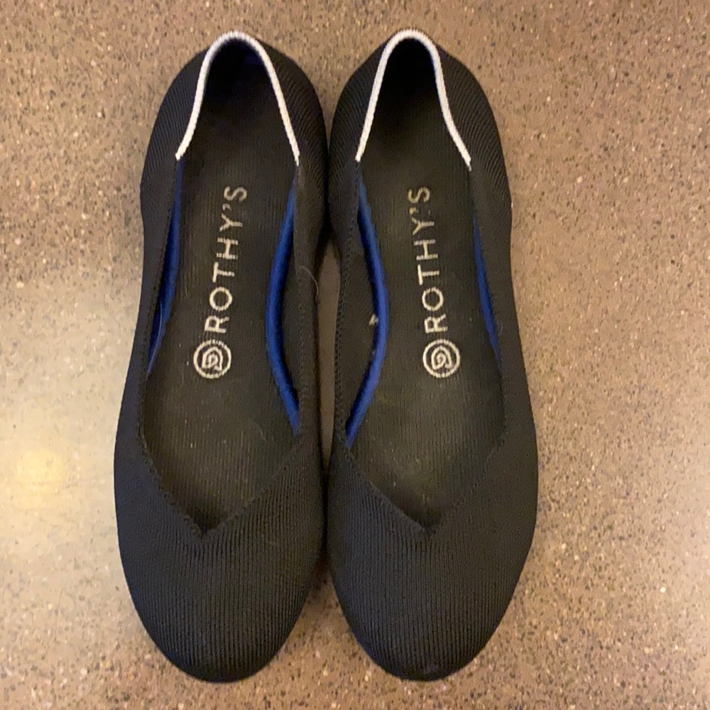 ROTHY’S rounded toe flat - GOOD CONDITION